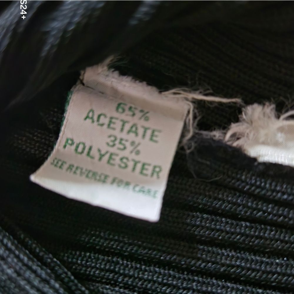 Vivo Black and White Knitwear - Picture 6 of 7